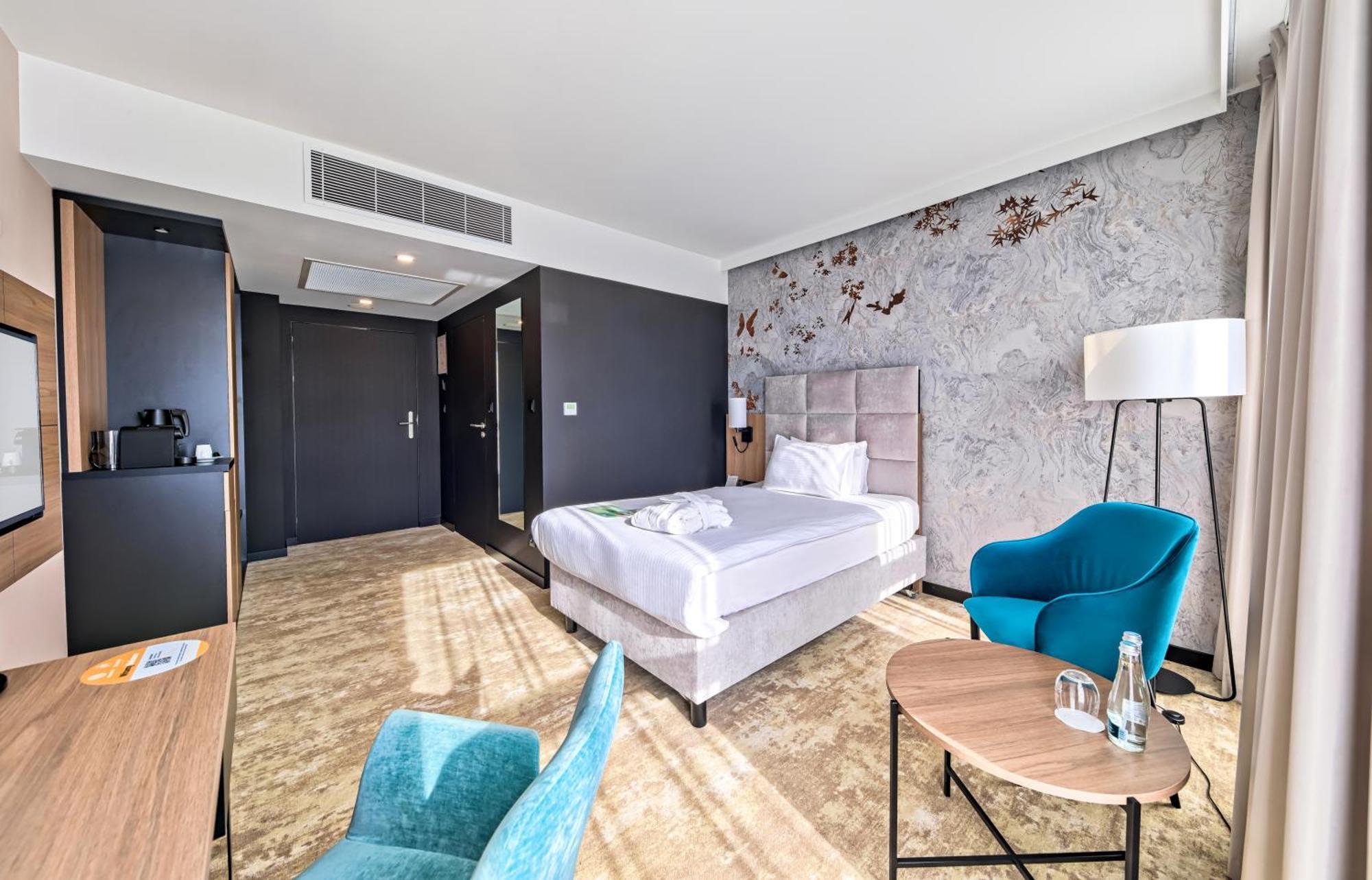 Superior Single Room