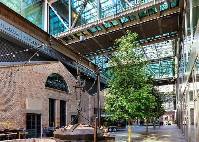 Holiday Inn Express - Warsaw - The Hub By Ihg